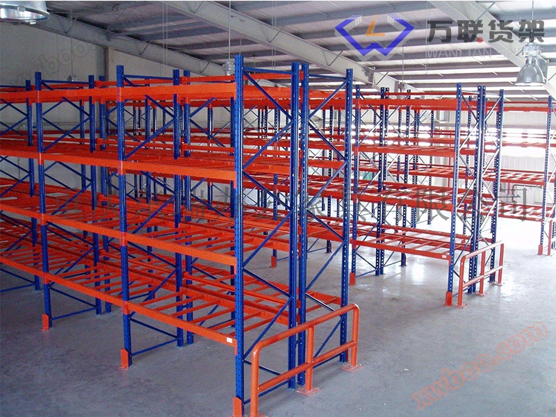 中型鋼板式倉庫ラック