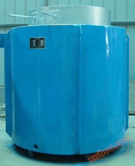Crucible salt bath furnace