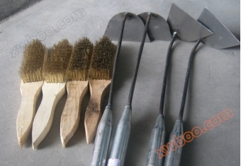 Pig manure brush