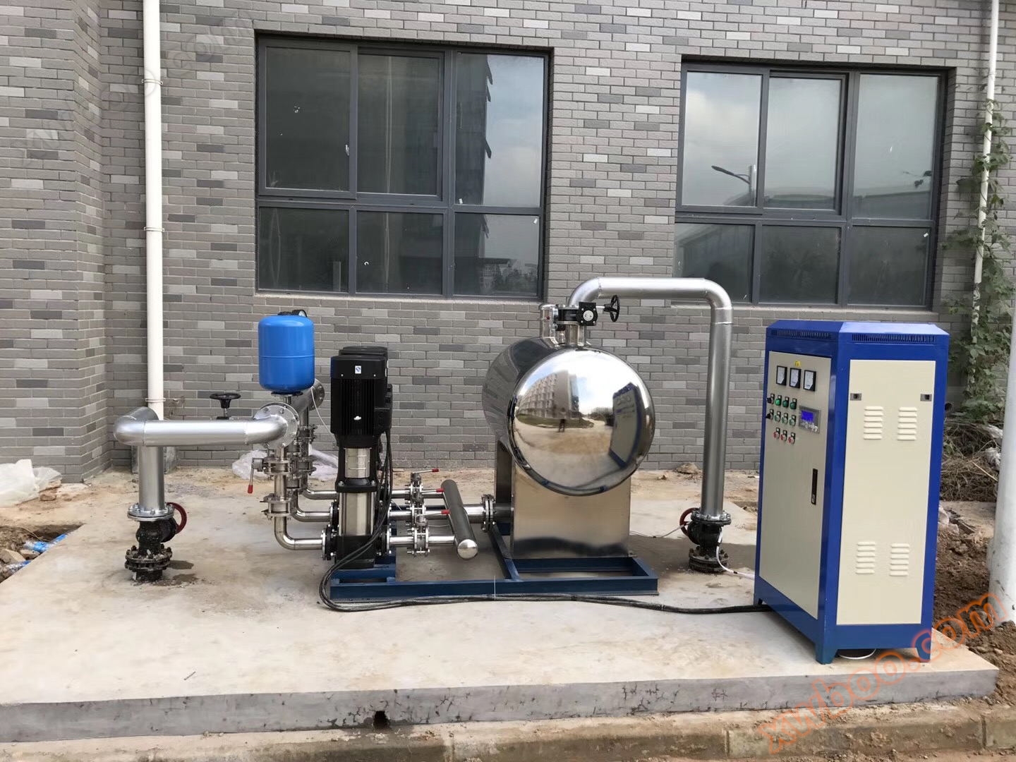 Instalação do equipamento de abastecimento de água sem pressão negativa em Zhengzhou concluída