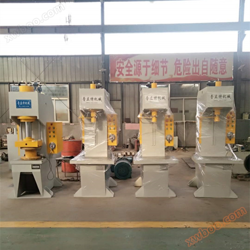 Machine hydraulique d'exportation machine hydraulique à bras unique de production en série