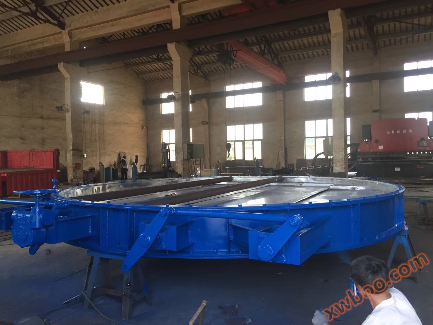 Puerta reguladora eléctrica